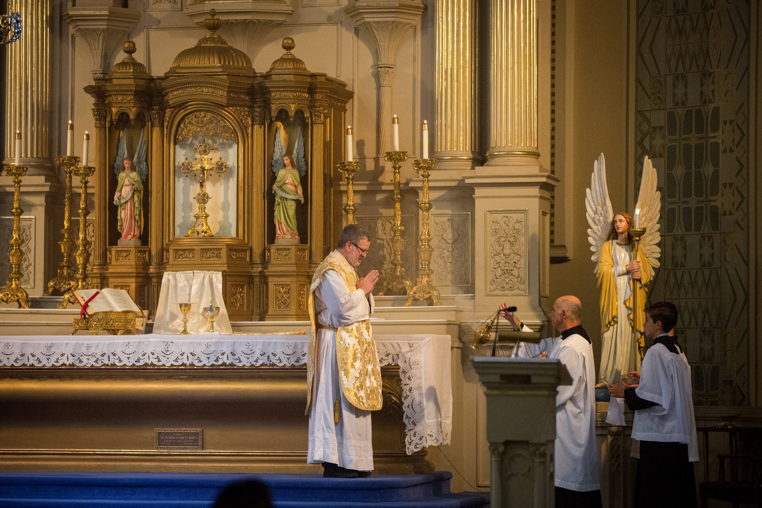 Beautiful High Mass at Old Saint Mary's in Detroit